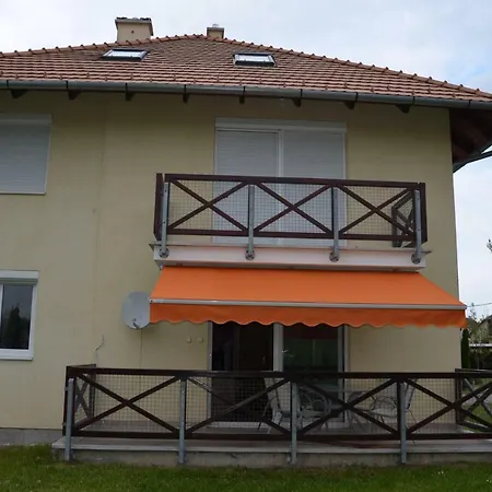 Lägenhet Vadszilva Balatonoszod